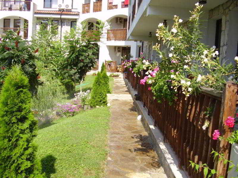 Dolphin Hotel Sveti Vlas Exterior foto